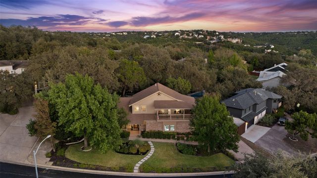 5206 Backtrail DR, Austin, TX 78731