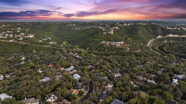 5206 Backtrail DR, Austin, TX 78731