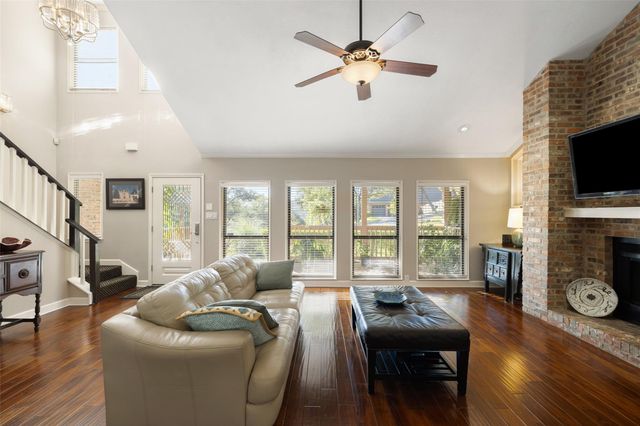 5206 Backtrail DR, Austin, TX 78731