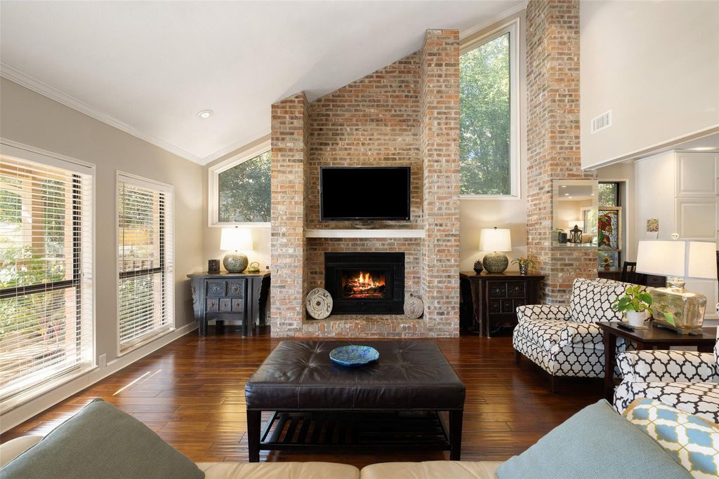 5206 Backtrail DR, Austin, TX 78731