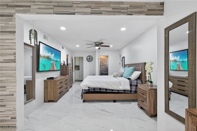 3959 Briarcrest Court, Las Vegas, NV 89120