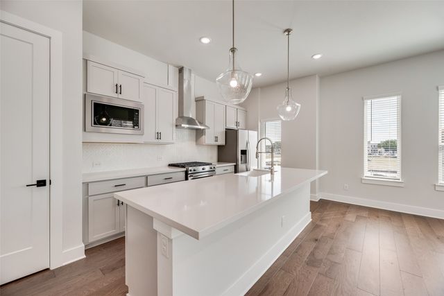 901 Ash Road, Plano, TX 75075
