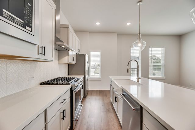 901 Ash Road, Plano, TX 75075
