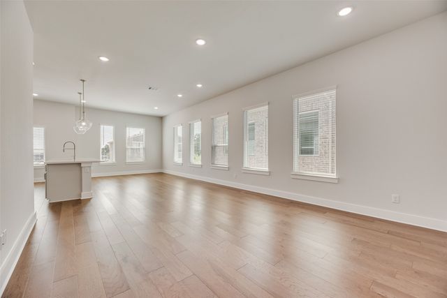 901 Ash Road, Plano, TX 75075
