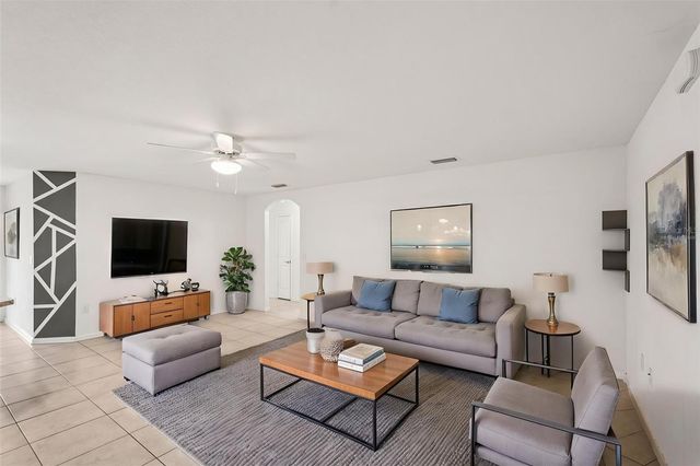 1551 BLUE BAYOU CIRCLE, Ruskin, FL 33570