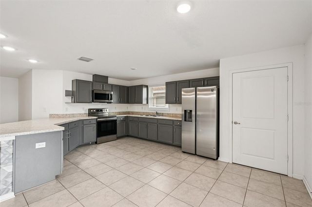 1551 BLUE BAYOU CIRCLE, Ruskin, FL 33570