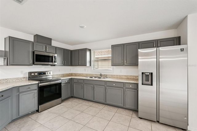 1551 BLUE BAYOU CIRCLE, Ruskin, FL 33570