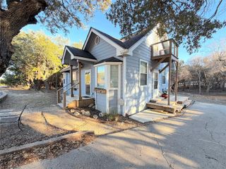 205 Woodridge, Canyon Lake, TX 78133