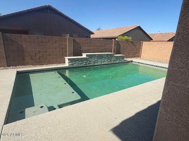 17044 W BRISTOL Lane, Surprise, AZ 85374