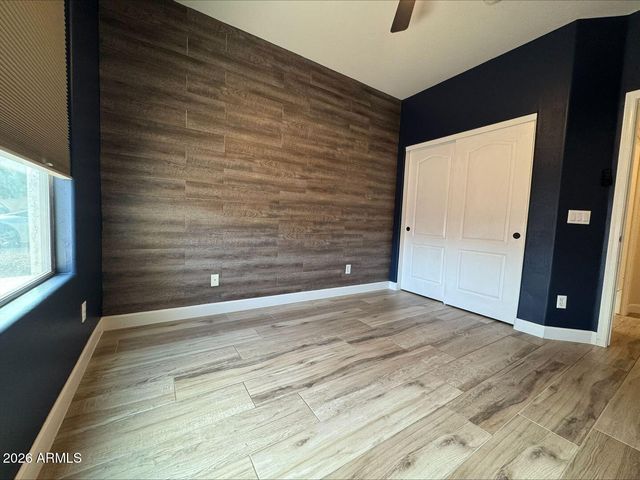 17044 W BRISTOL Lane, Surprise, AZ 85374