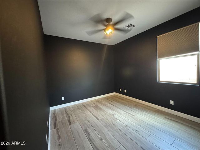 17044 W BRISTOL Lane, Surprise, AZ 85374