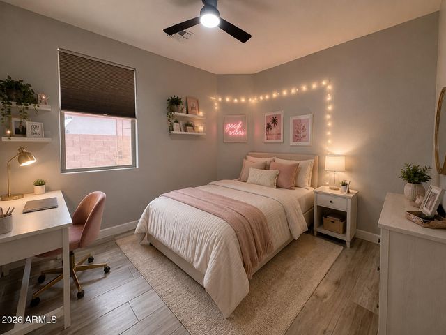 17044 W BRISTOL Lane, Surprise, AZ 85374
