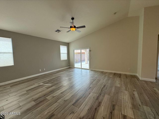 17044 W BRISTOL Lane, Surprise, AZ 85374
