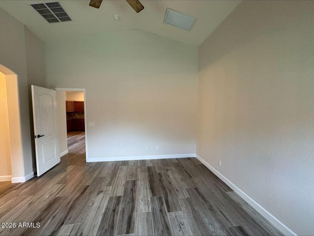 17044 W BRISTOL Lane, Surprise, AZ 85374