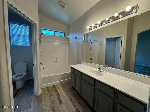 17044 W BRISTOL Lane, Surprise, AZ 85374