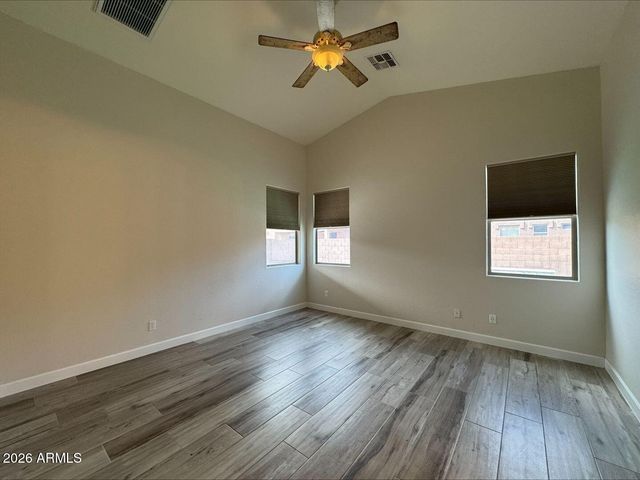 17044 W BRISTOL Lane, Surprise, AZ 85374
