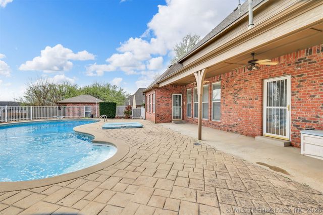 9311 N 139th East Avenue, Owasso, OK 74055