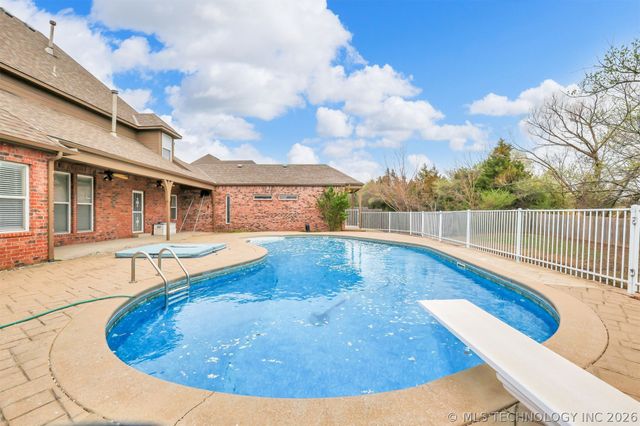 9311 N 139th East Avenue, Owasso, OK 74055