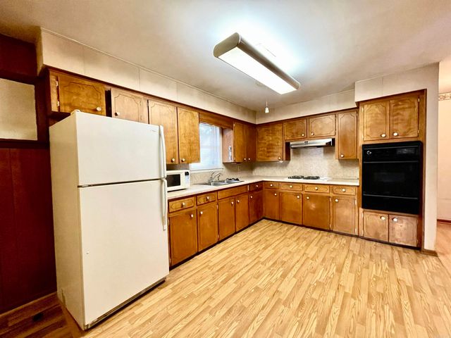 2007 Arkansas Avenue, Conway, AR 72034