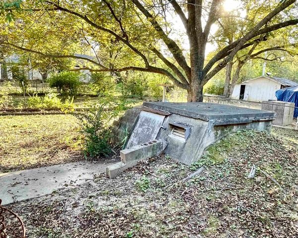 2007 Arkansas Avenue, Conway, AR 72034