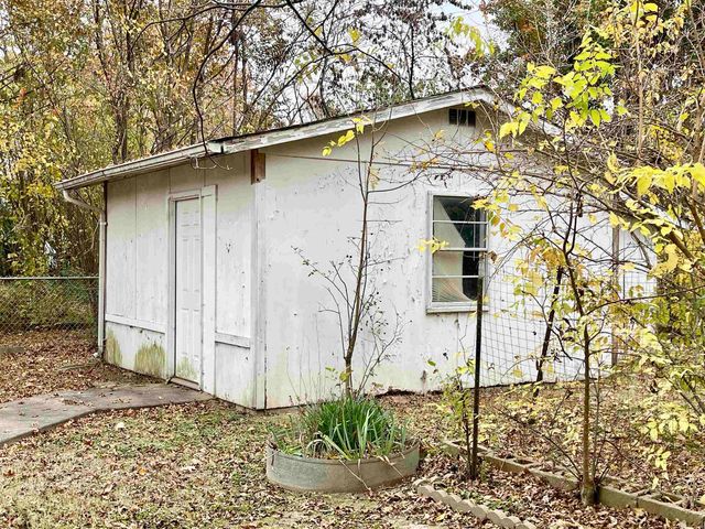 2007 Arkansas Avenue, Conway, AR 72034
