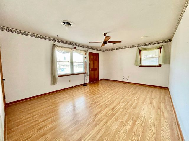 2007 Arkansas Avenue, Conway, AR 72034