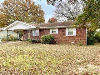 2007 Arkansas Avenue, Conway, AR 72034