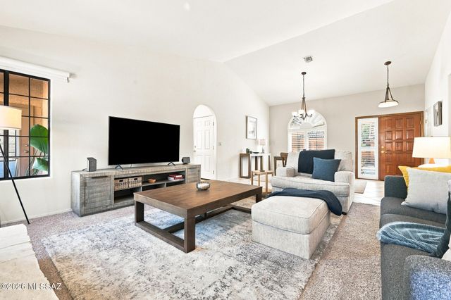 1531 E Sonoran Desert Drive, Tucson, AZ 85737