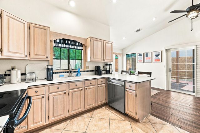 1531 E Sonoran Desert Drive, Tucson, AZ 85737