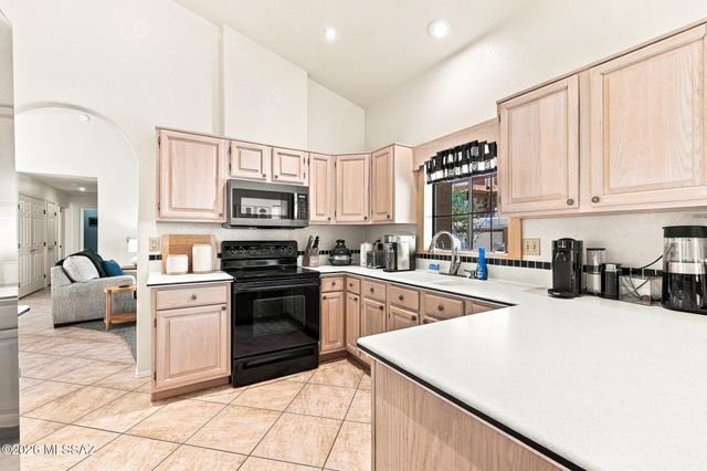 1531 E Sonoran Desert Drive, Tucson, AZ 85737