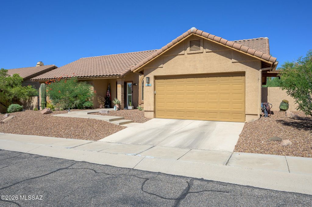 1531 E Sonoran Desert Drive, Tucson, AZ 85737