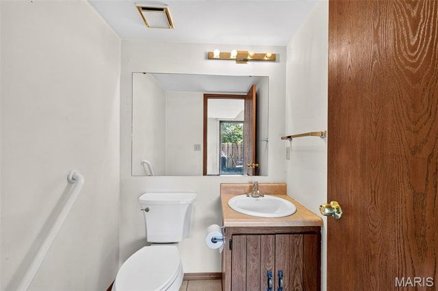 3 Dixons Court G, O'fallon, MO 63366