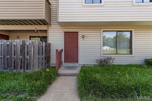 3 Dixons Court G, O'fallon, MO 63366