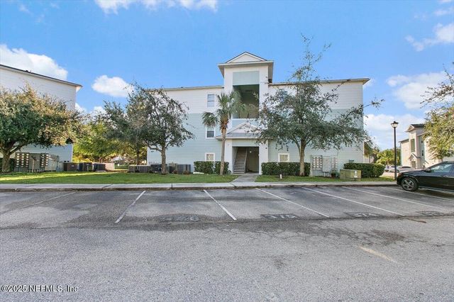 8201 GREEN PARROT Road, 307, Jacksonville, FL 32256
