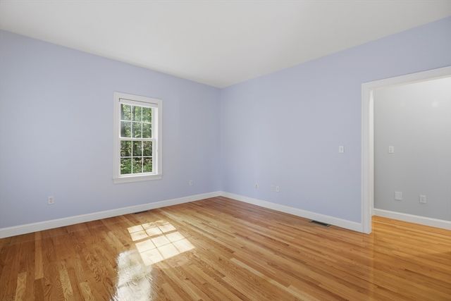 61 Indian Head Road, Framingham, MA 01701