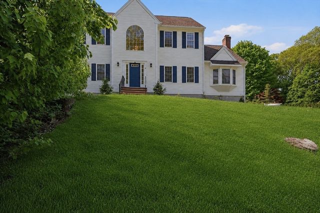 61 Indian Head Road, Framingham, MA 01701