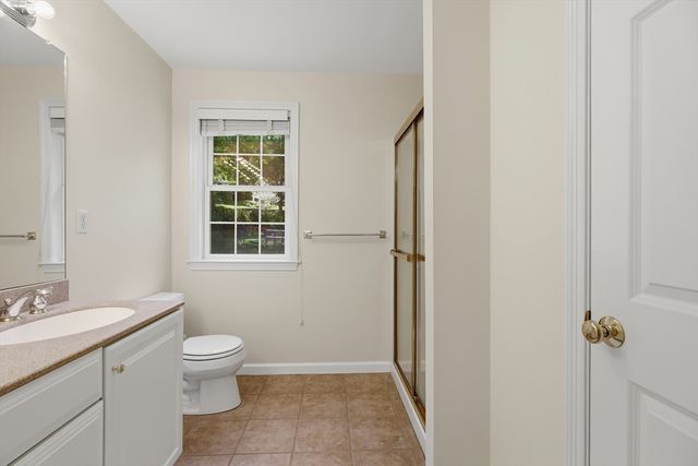 61 Indian Head Road, Framingham, MA 01701