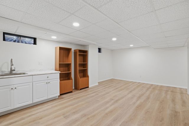 61 Indian Head Road, Framingham, MA 01701