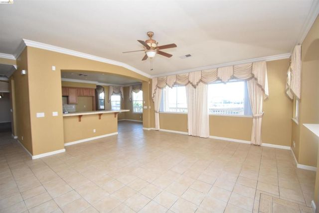 5776 Saint Andrews Dr, Stockton, CA 95219