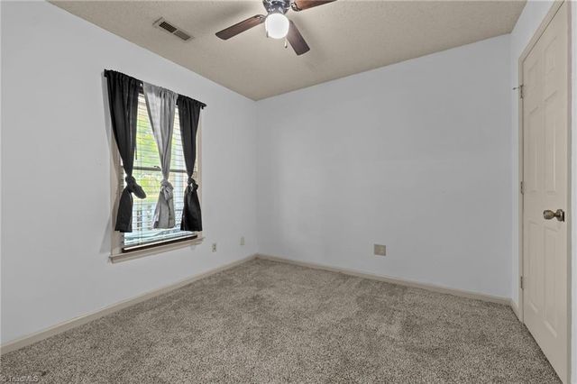 814 Guilford College Road 110, Greensboro, NC 27409