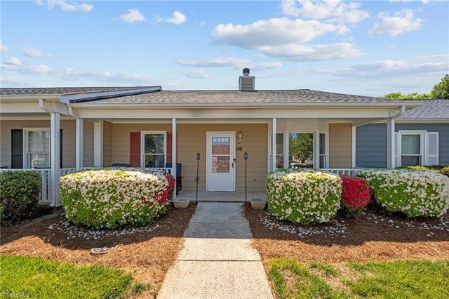 814 Guilford College Road 110, Greensboro, NC 27409