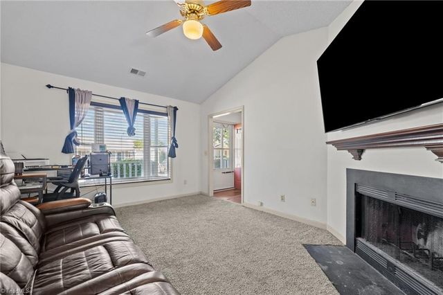 814 Guilford College Road 110, Greensboro, NC 27409