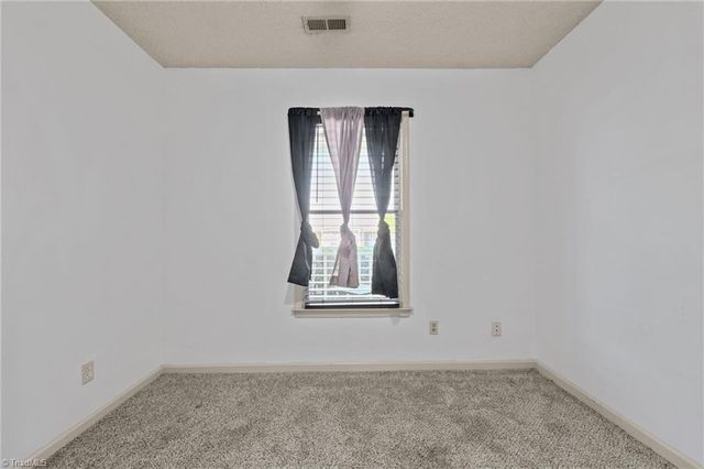 814 Guilford College Road 110, Greensboro, NC 27409