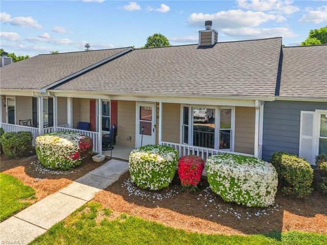 814 Guilford College Road 110, Greensboro, NC 27409