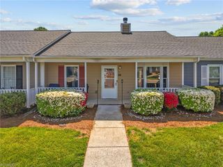 814 Guilford College Road 110, Greensboro, NC 27409