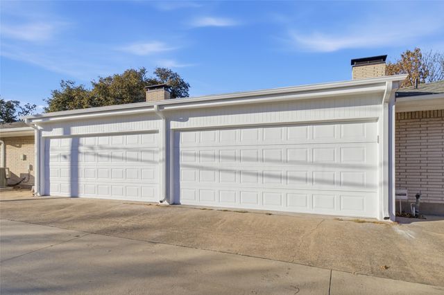 7078 Briarmeadow Drive, Dallas, TX 75230