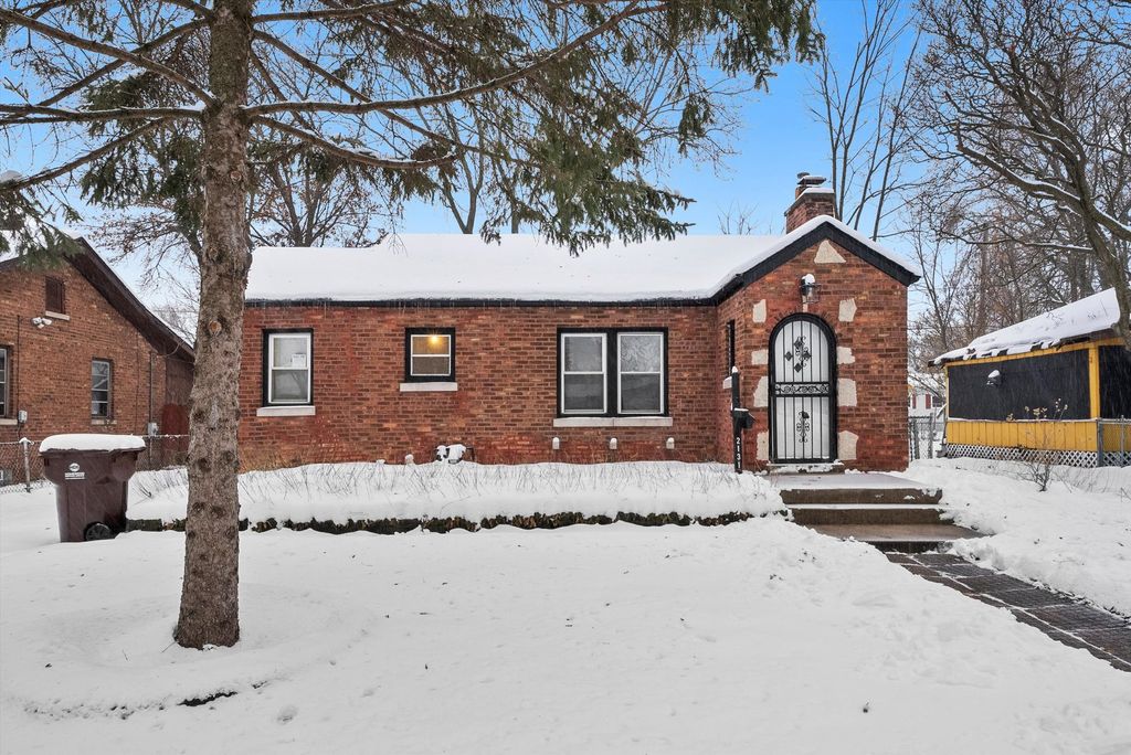 2131 170th Street, Hazel Crest, IL 60429