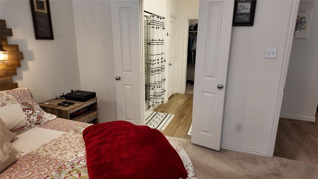 1221 Pistachio Drive, Azle, TX 76020