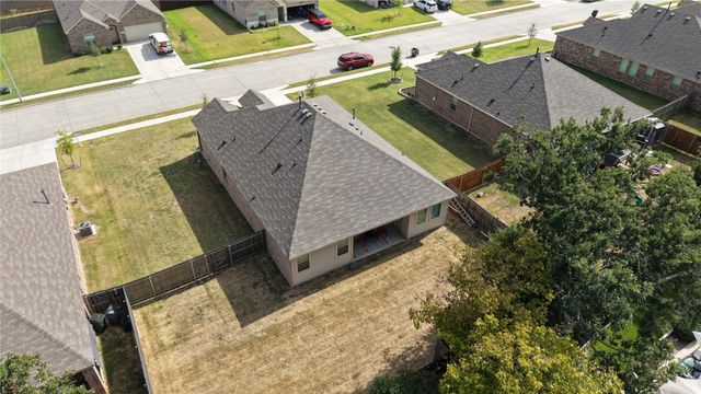 1221 Pistachio Drive, Azle, TX 76020