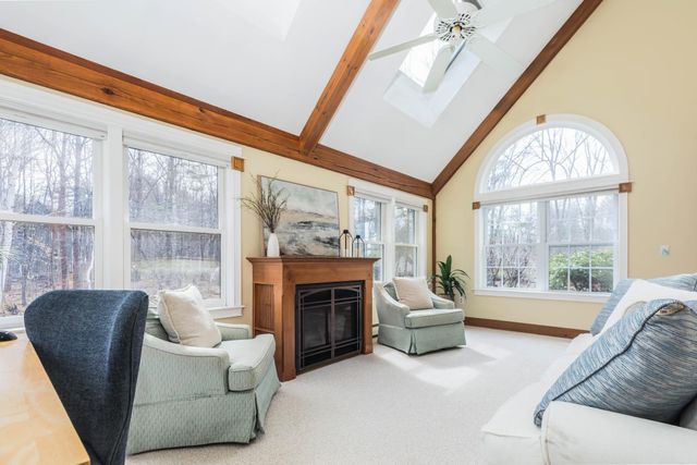 21 Shearwater Street, Durham, NH 03824